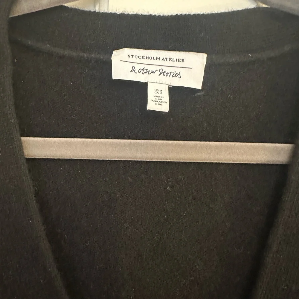 & Other Stories Black Cardigan Sweater V-Neck - Picture 2 of 4